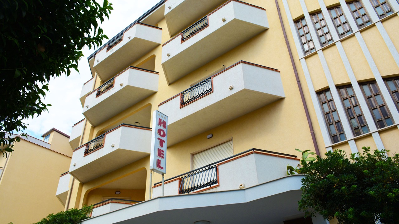 Photo of Outdoor in Caulonia