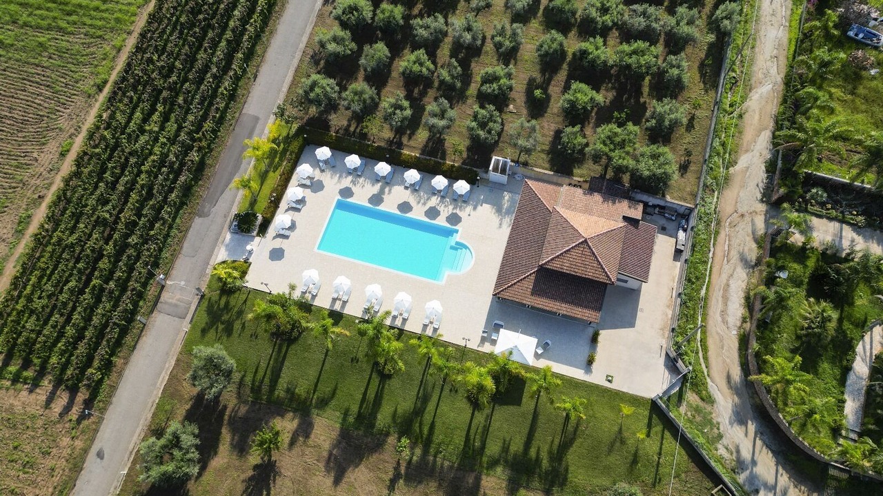 Photo of Outdoor in Brattiro