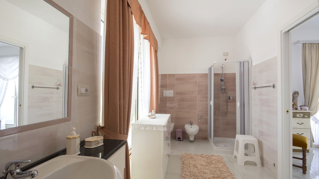 Photo of Bathroom in Praia a Mare