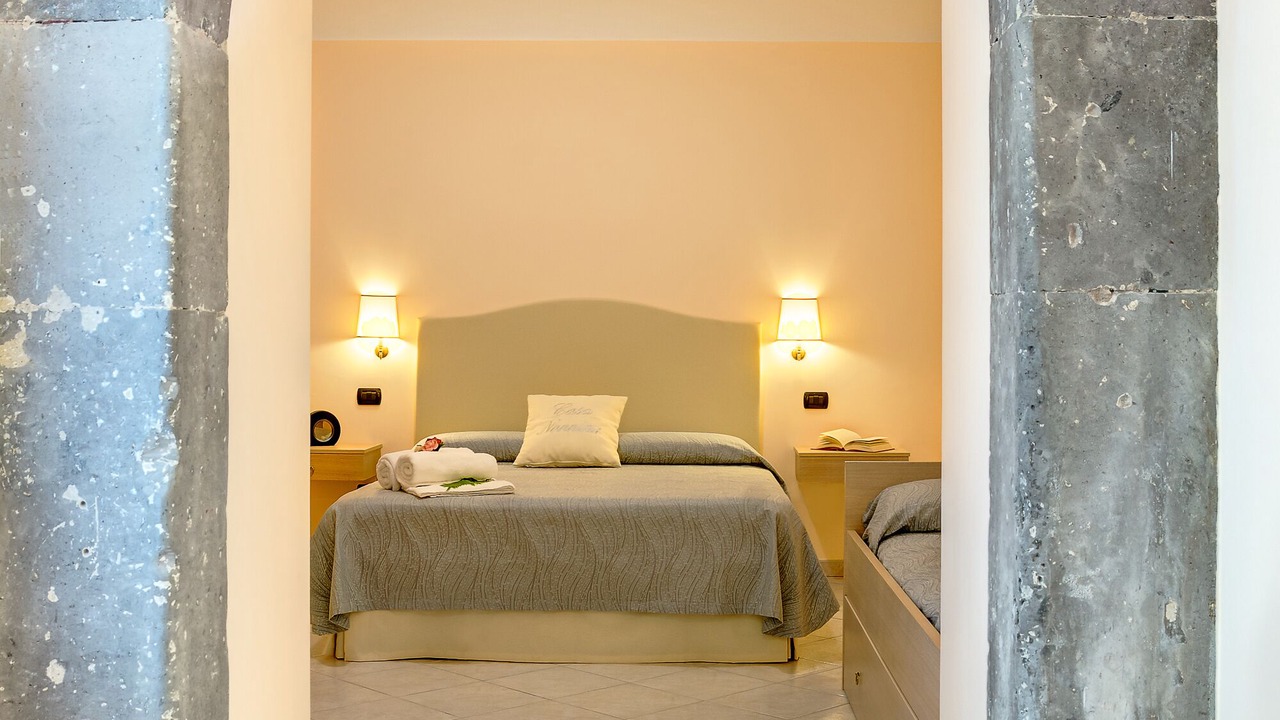 Photo of Bedroom in Meta