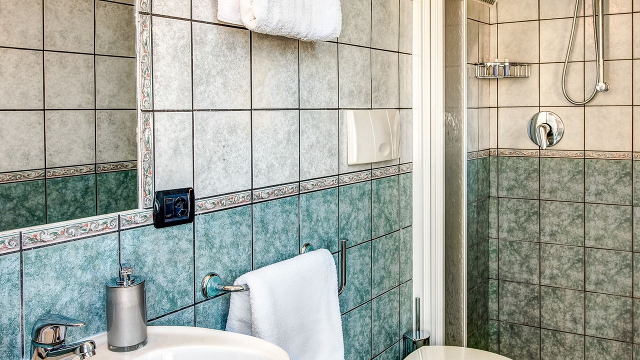 Photo of Bathroom in Meta