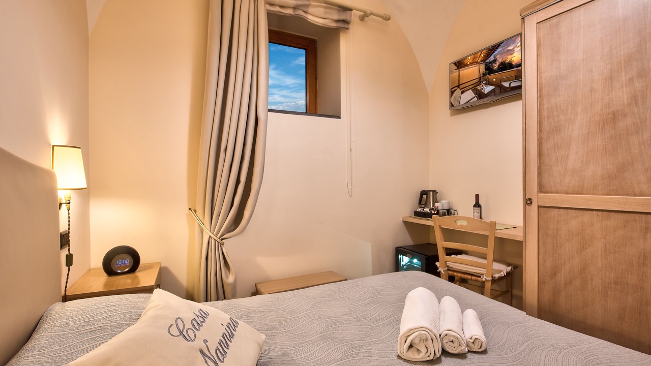 Photo of Bedroom in Meta