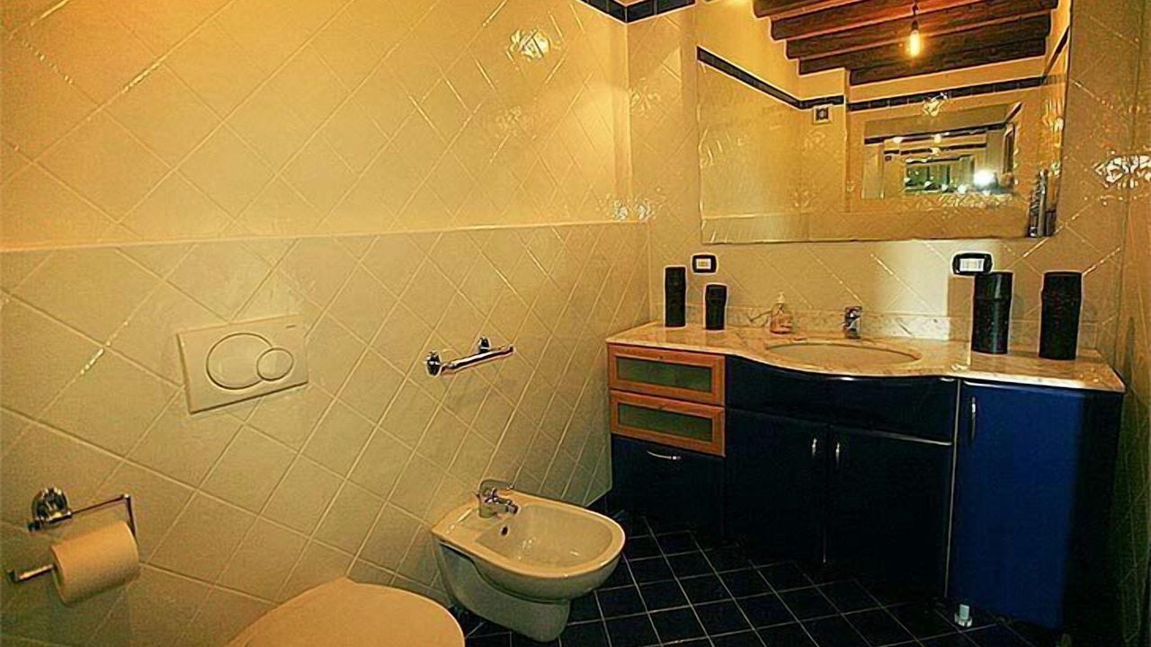 Photo of Bathroom in Porrena