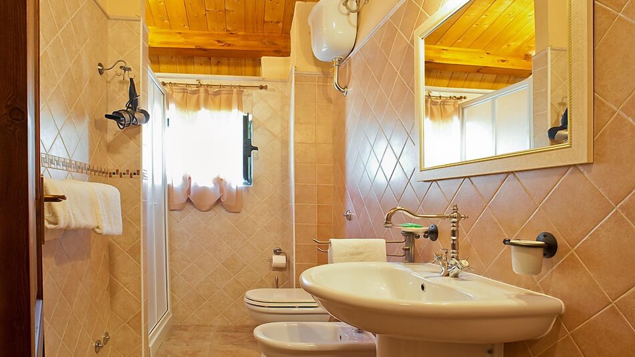 Photo of Bathroom in Lesina