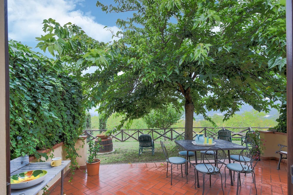Photo of Patio Balcony in Monterchi