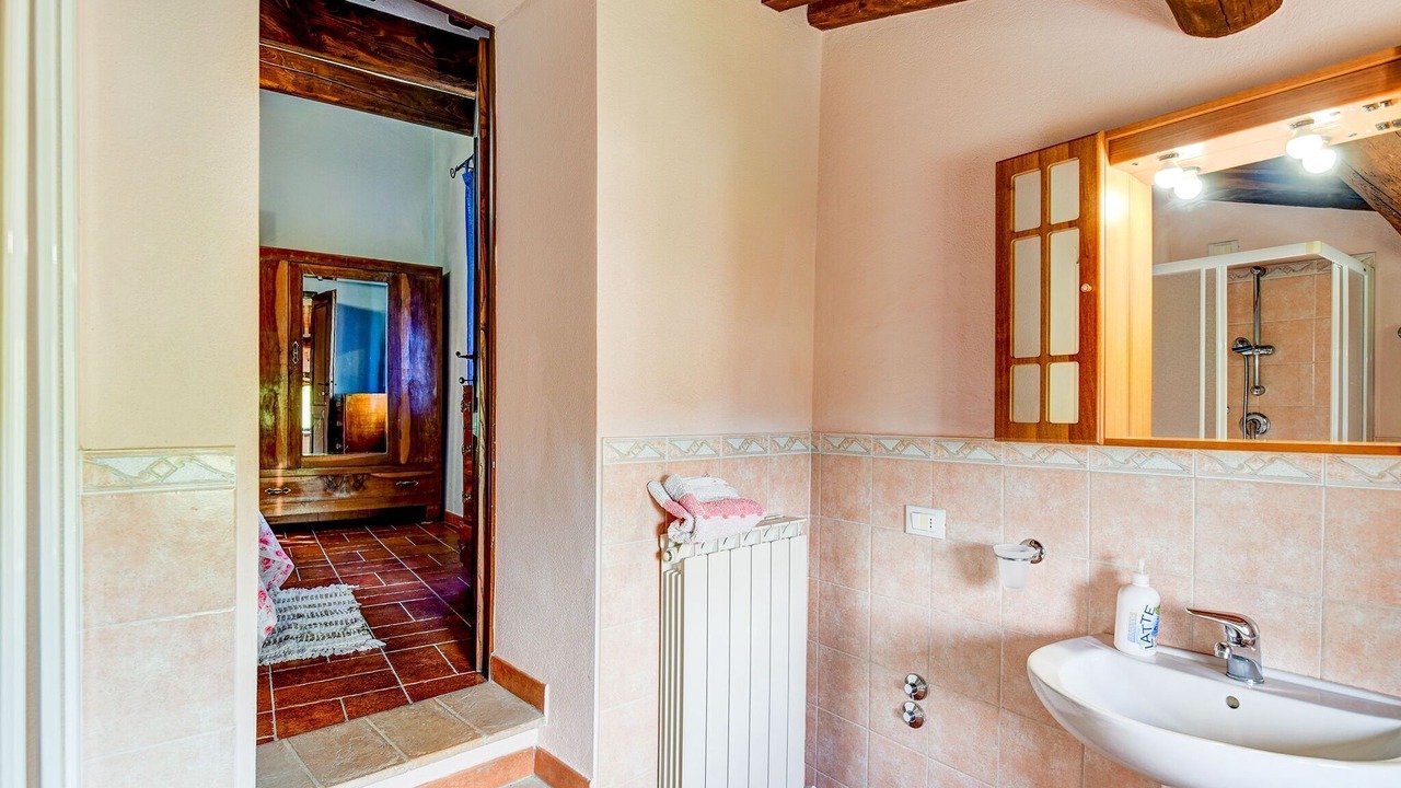 Photo of Bathroom in Radicofani