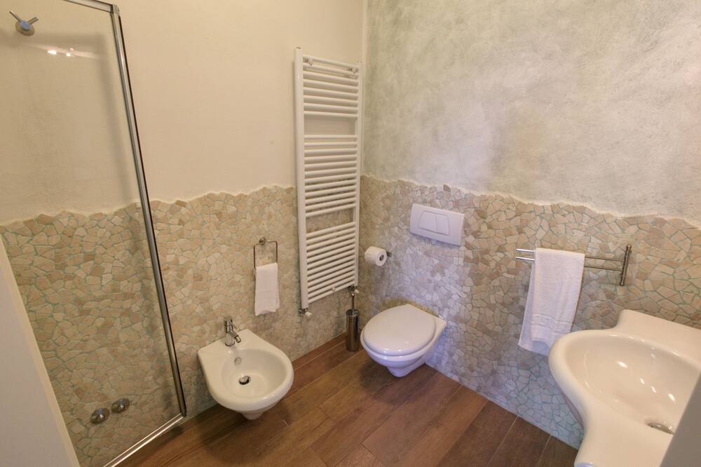 Photo of Bathroom in San Valentino In Abruzzo