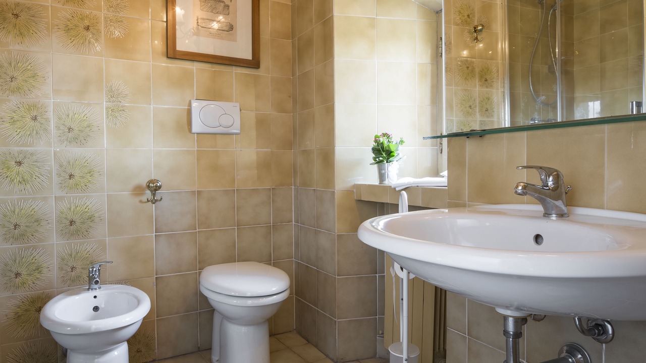 Photo of Bathroom in Siena City Centre