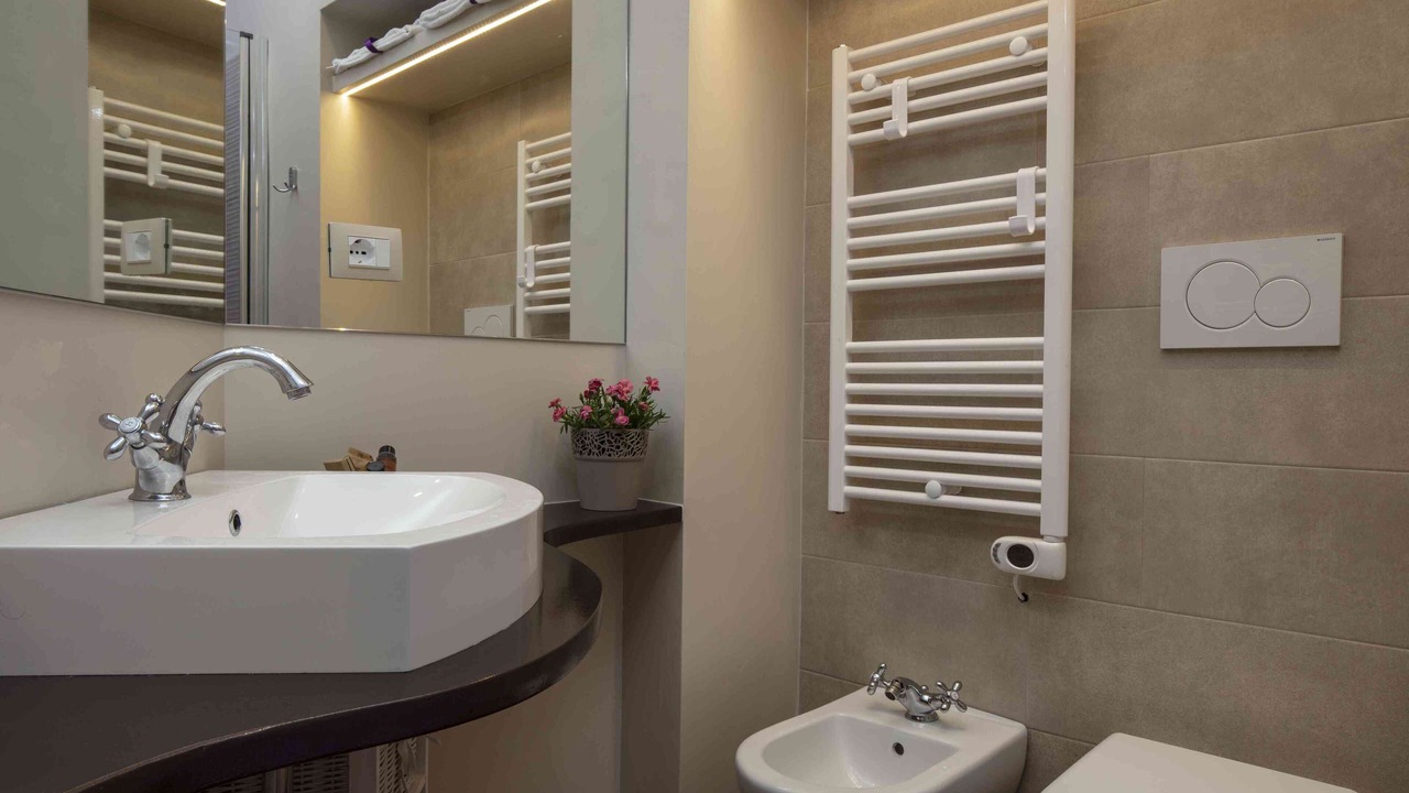 Photo of Bathroom in Siena City Centre
