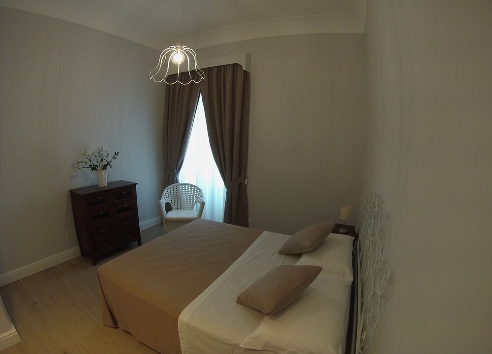 Photo of Bedroom in Sant'Agata sui Due Golfi