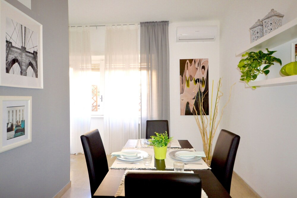 Photo of Kitchen in Quartiere XIII Aurelio