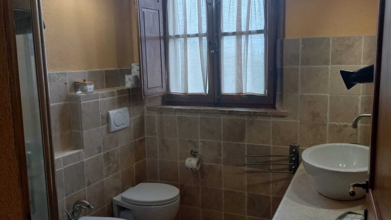 Photo of Bathroom in Buonconvento