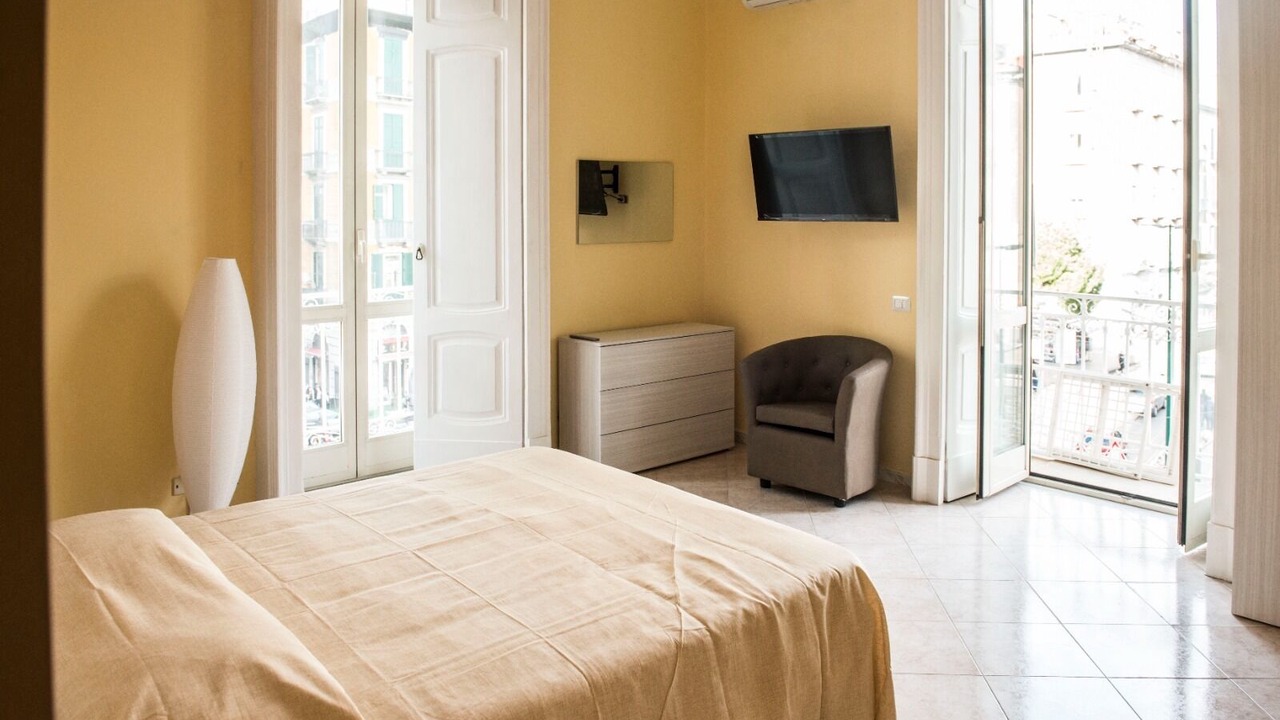 Photo of Bedroom in Naples City Centre
