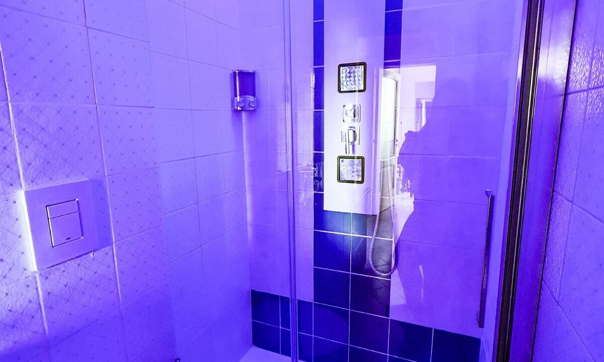 Photo of Bathroom in Naples City Centre