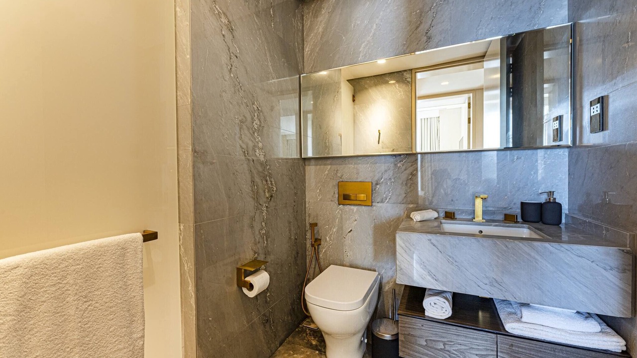Photo of Bathroom in Palm Jumeirah