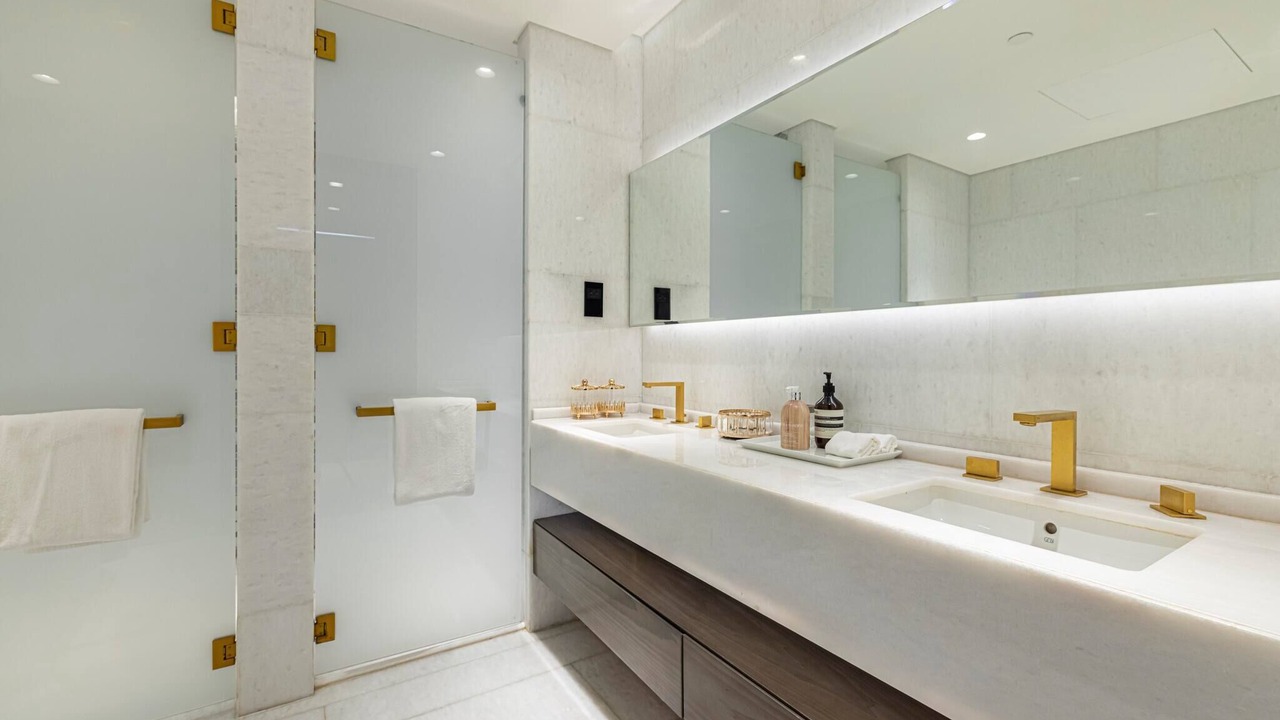 Photo of Bathroom in Palm Jumeirah