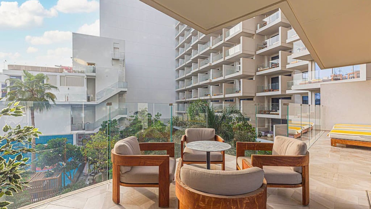Photo of Patio Balcony in Palm Jumeirah