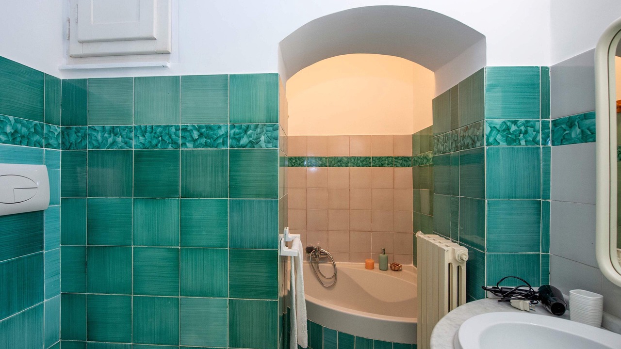 Photo of Bathroom in Rione Duomo