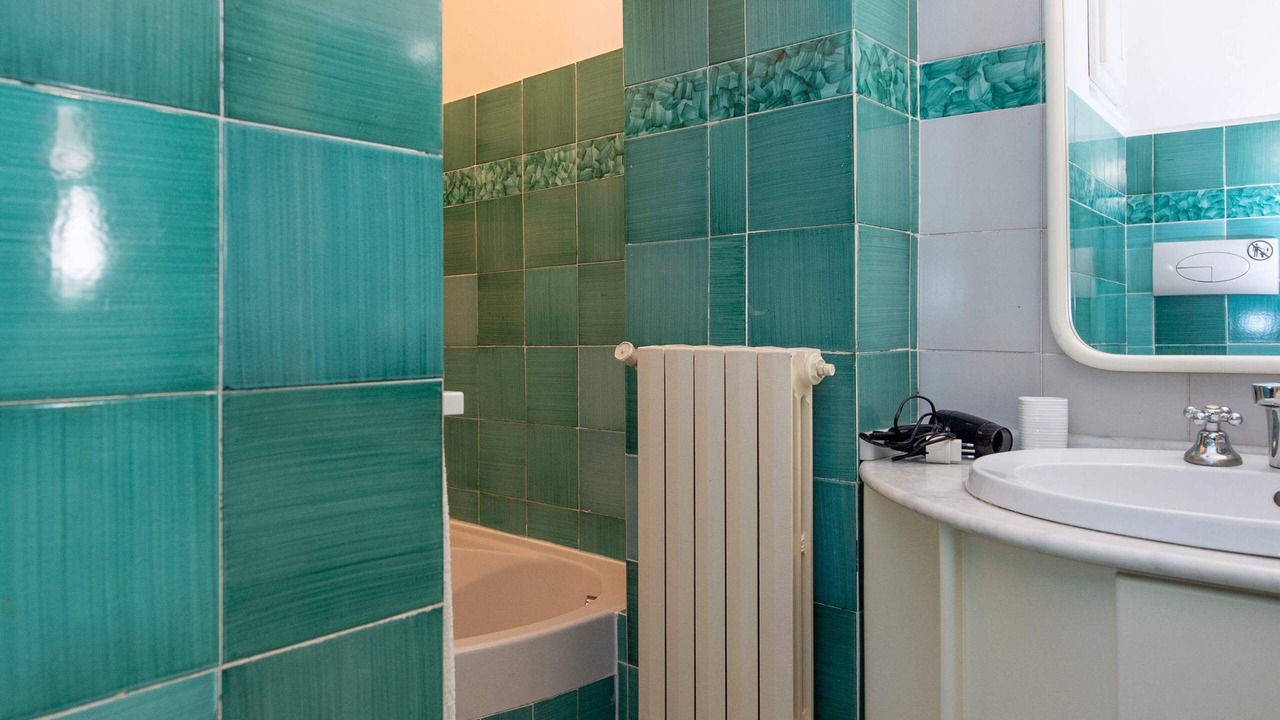 Photo of Bathroom in Rione Duomo