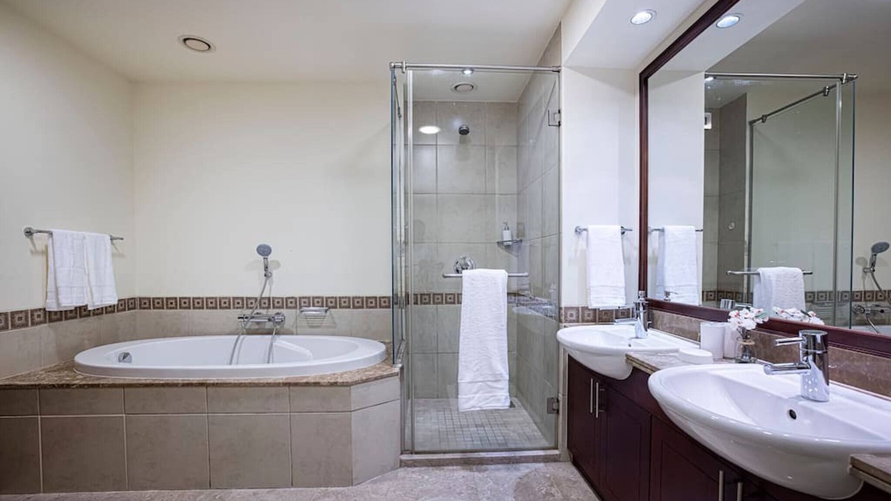 Photo of Bathroom in Palm Jumeirah