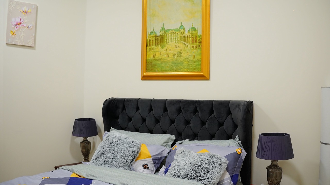 Photo of Bedroom in Mirdif