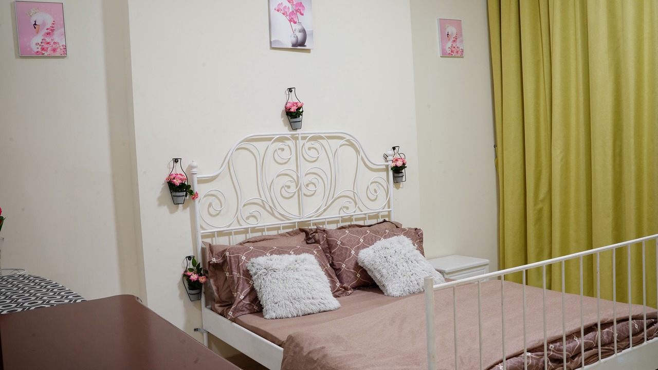 Photo of Bedroom in Mirdif