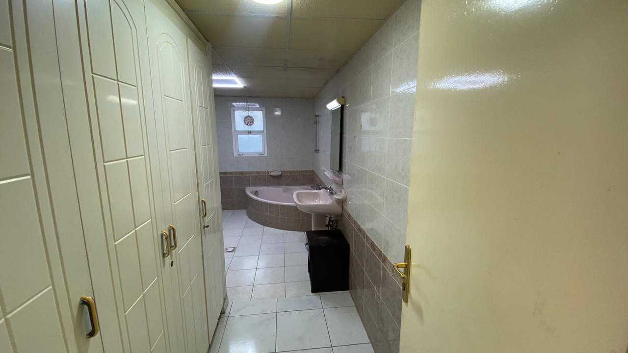 Photo of Bathroom in Jumeira 3