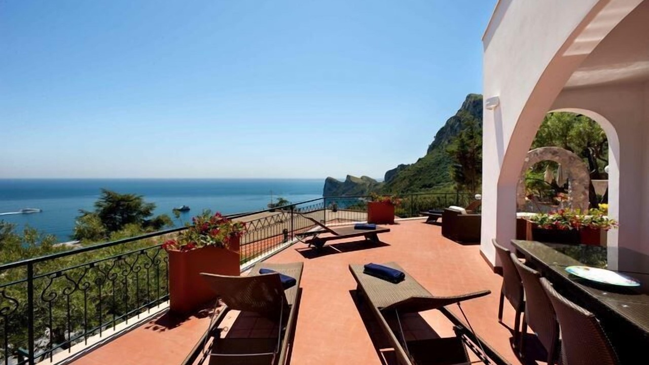 Photo of Outdoor in Sirenuse