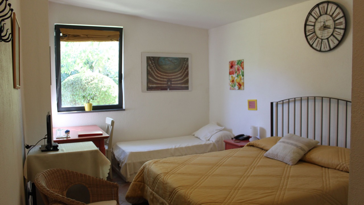 Photo of Bedroom in Pozzuoli