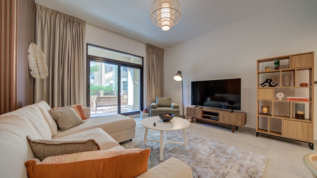 Photo of Livingroom in Umm Suqeim 3