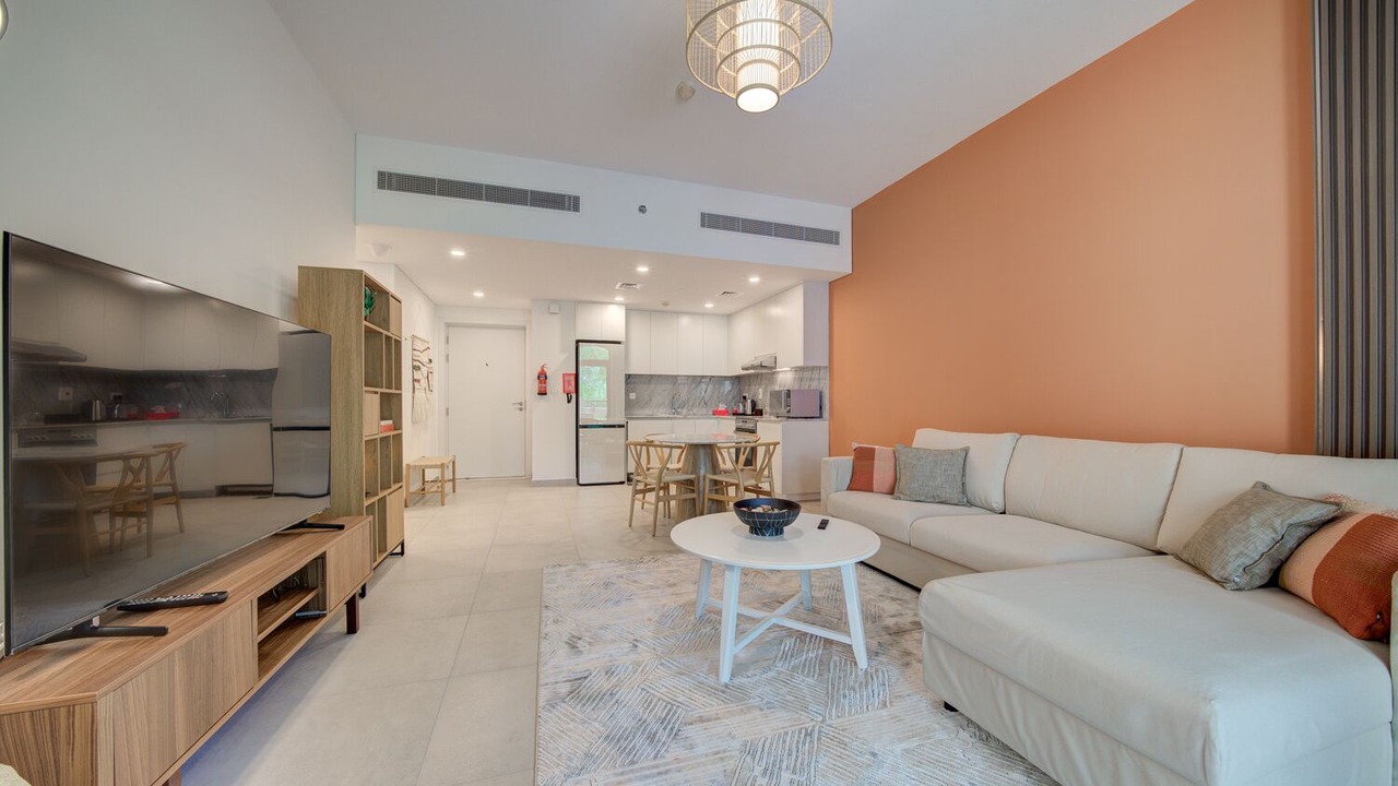 Photo of Livingroom in Umm Suqeim 3