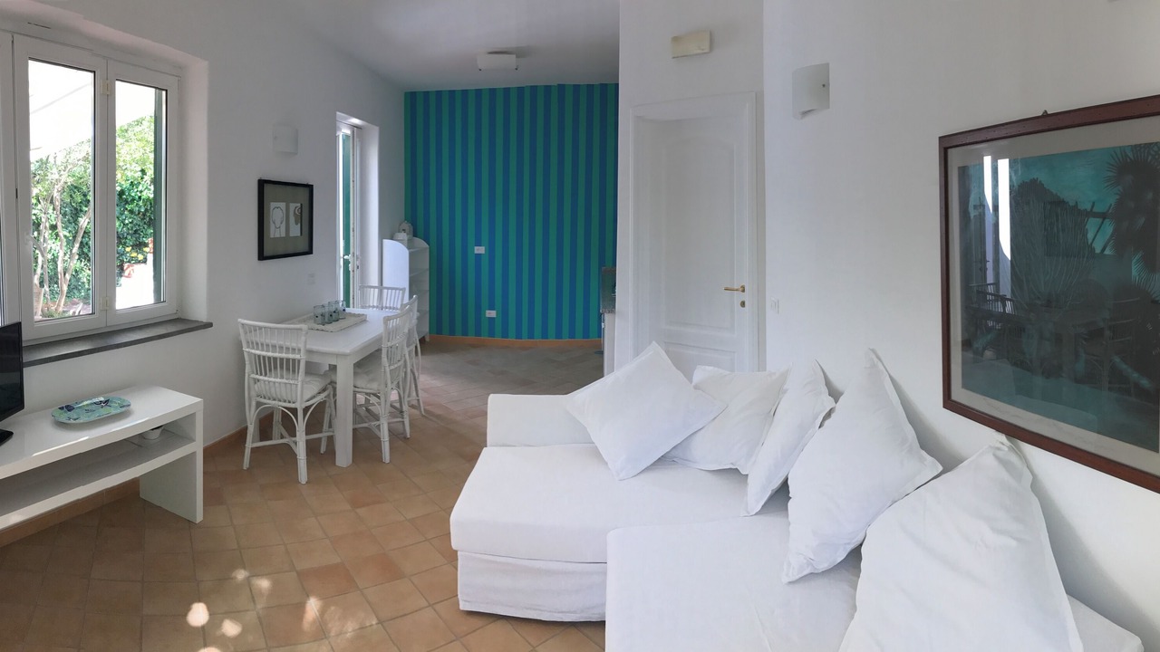 Photo of Livingroom in Ischia Porto