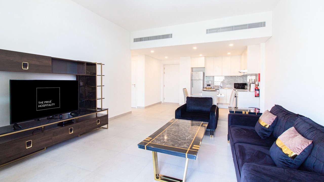 Photo of Livingroom in Umm Suqeim 3