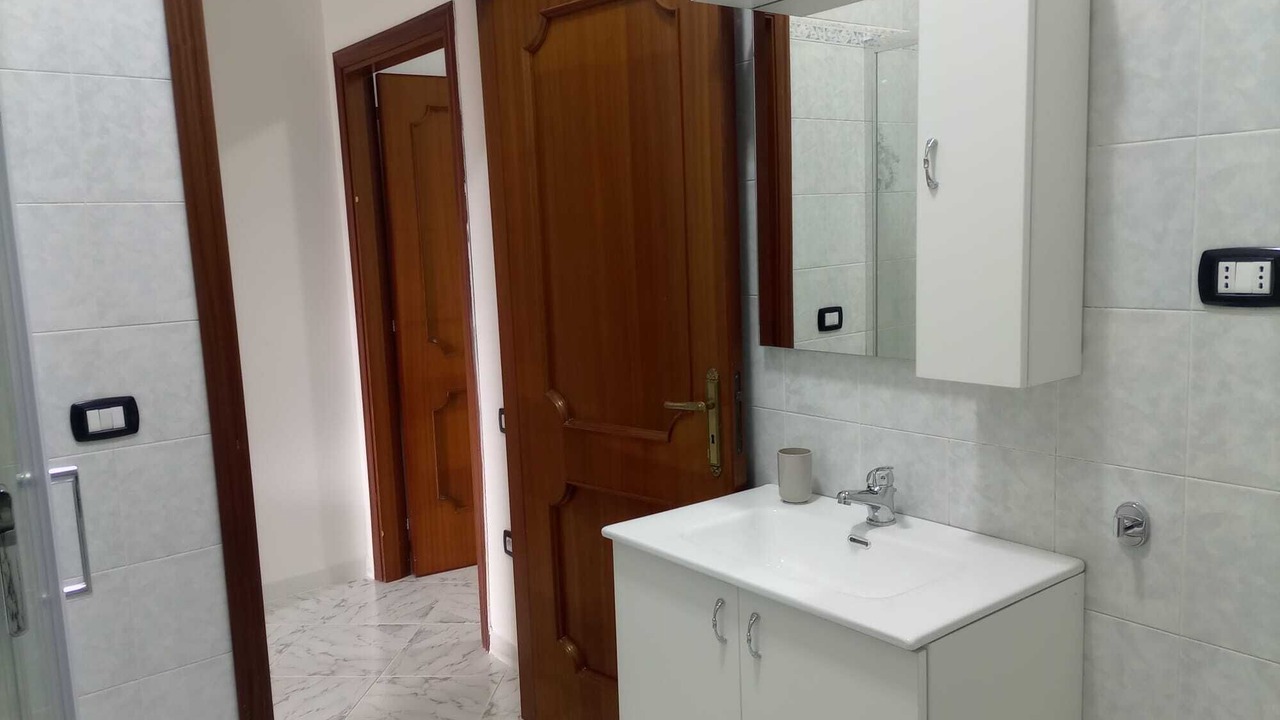 Photo of Bathroom in Eboli