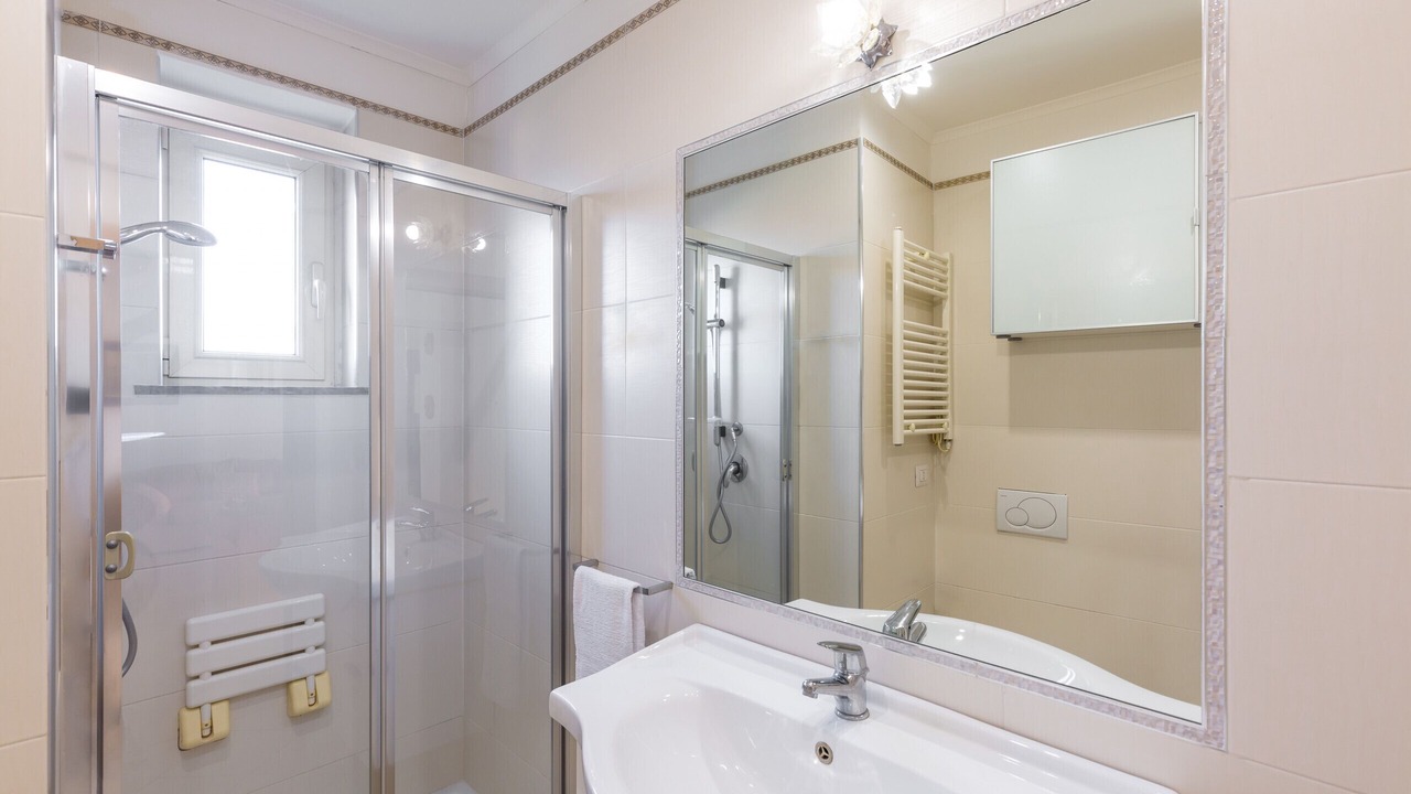 Photo of Bathroom in Arenella