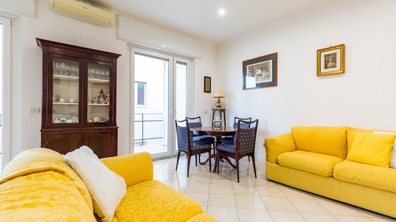 Photo of Livingroom in Arenella