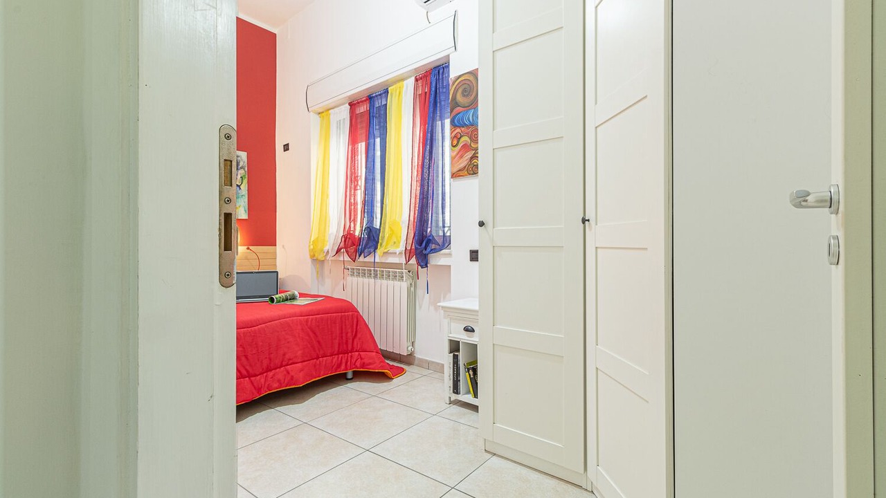 Photo of Bedroom in Chiaia