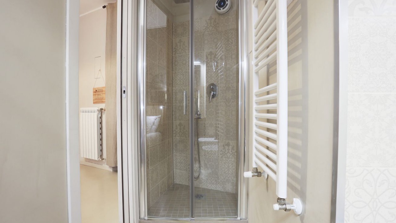 Photo of Bathroom in Naples City Centre