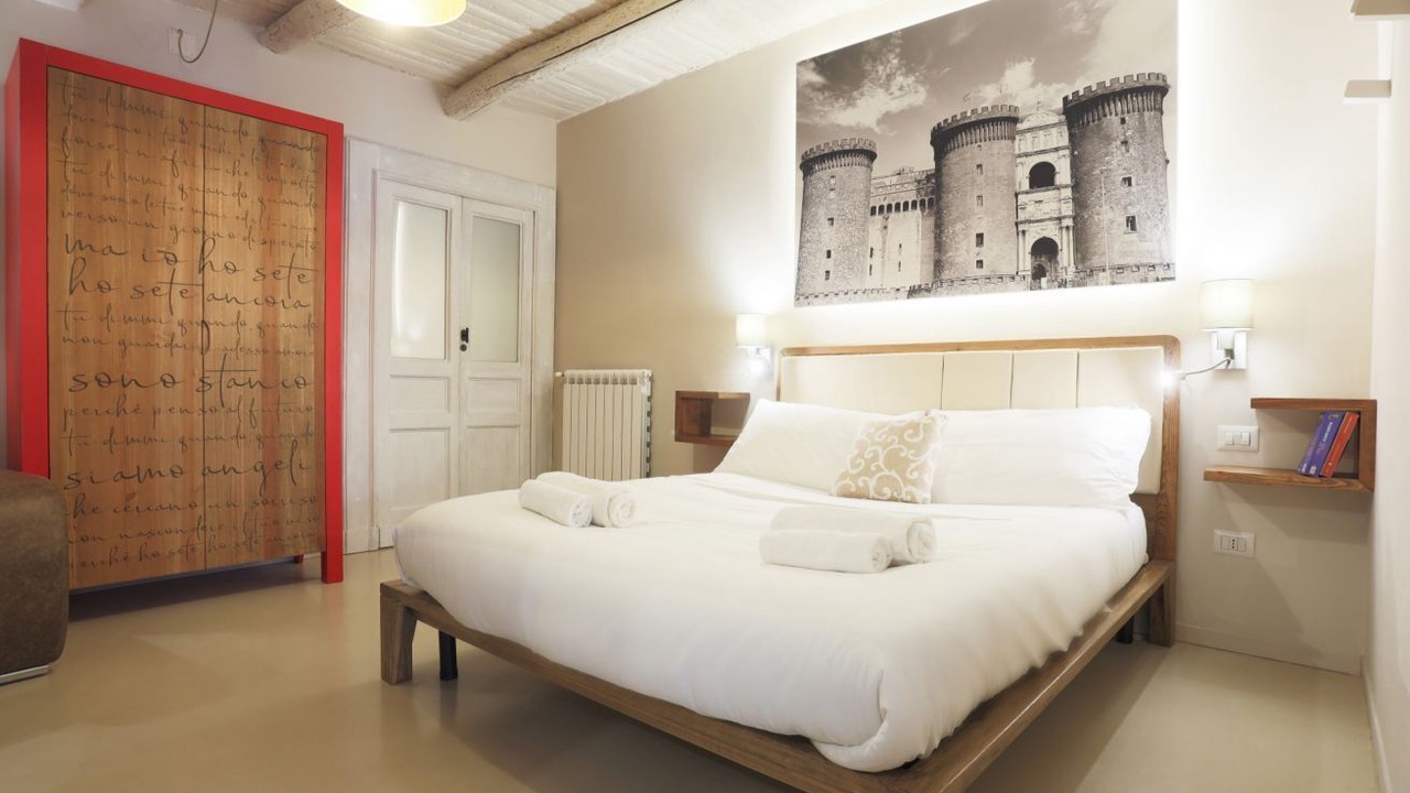 Photo of Bedroom in Naples City Centre