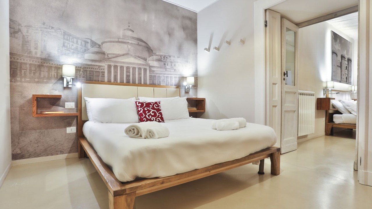 Photo of Bedroom in Naples City Centre