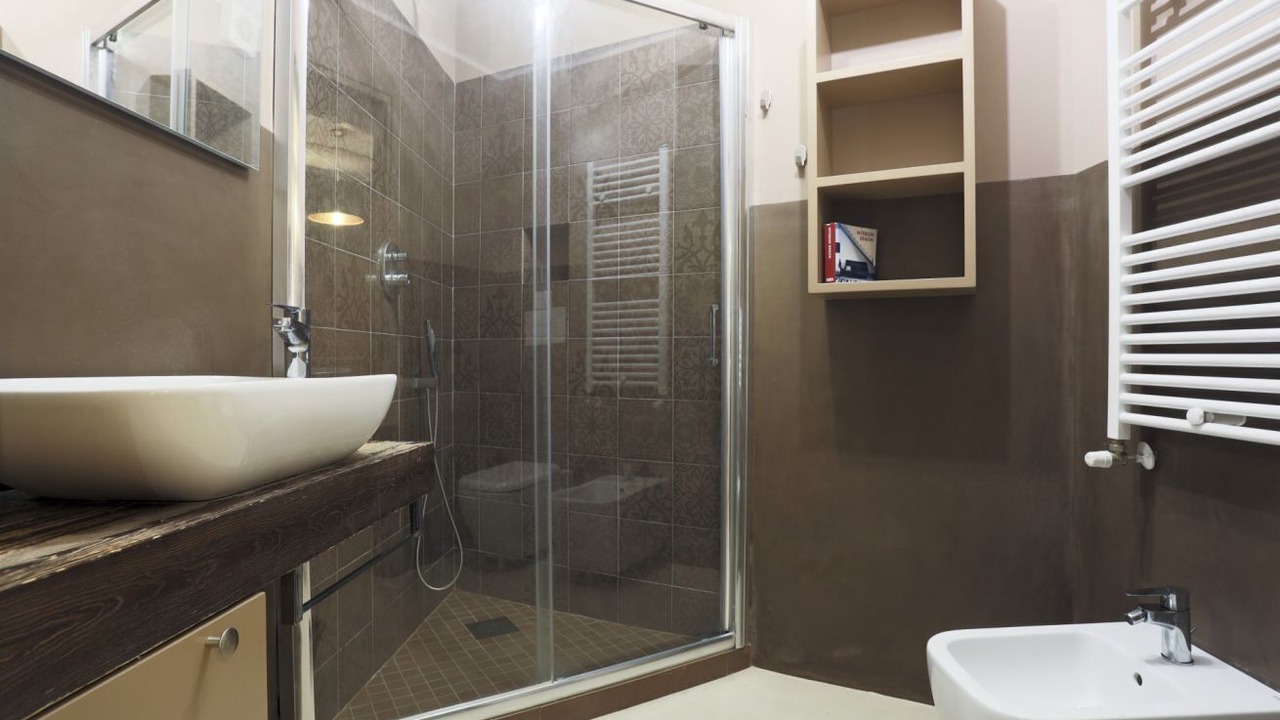 Photo of Bathroom in Naples City Centre