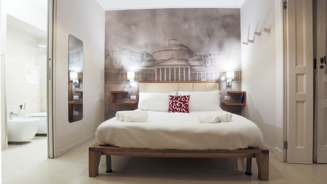Photo of Bedroom in Naples City Centre