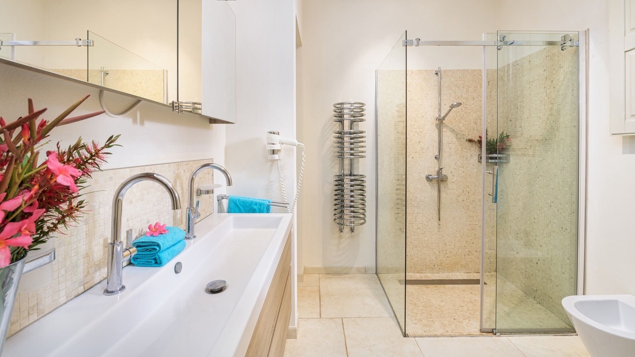 Photo of Bathroom in Oria