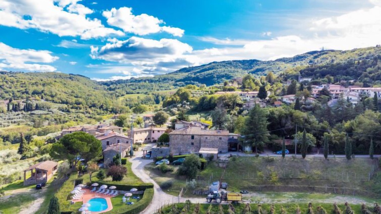 Photo of Others in Lucolena