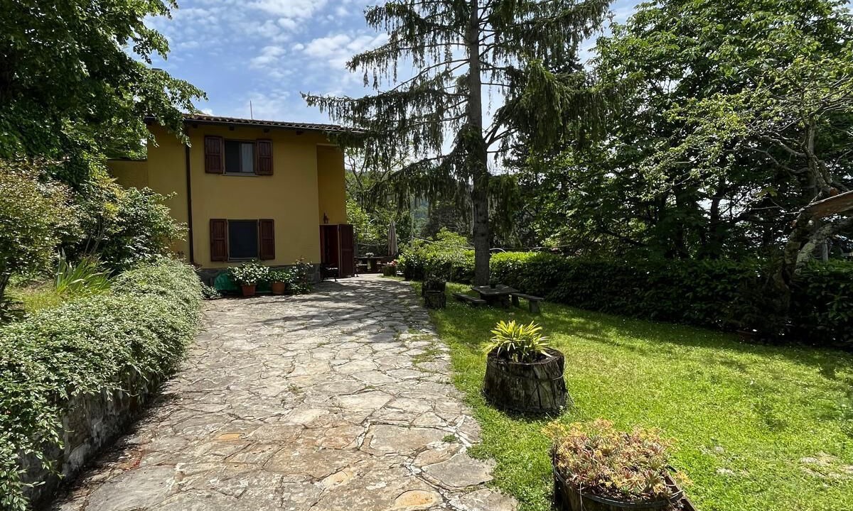 Photo of Outdoor in Moggiona