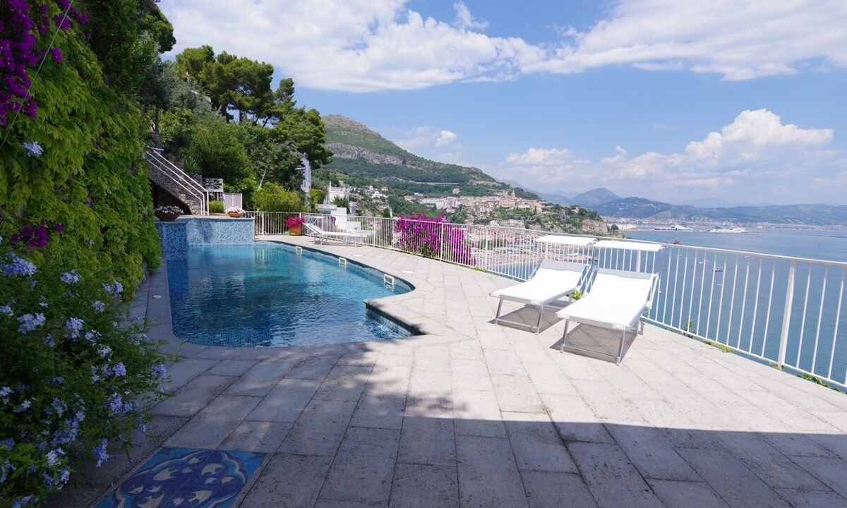 Photo of Outdoor in Raito