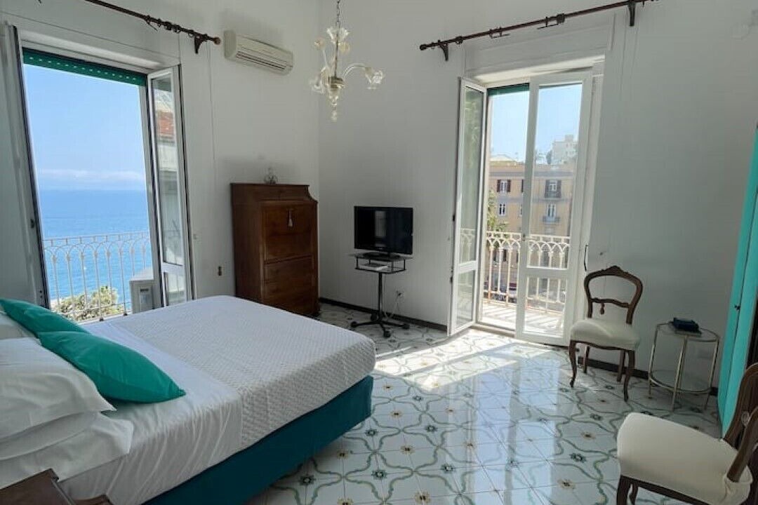Photo of Bedroom in Posillipo