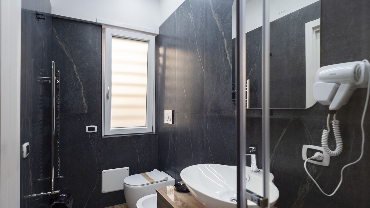 Photo of Bathroom in Fuorigrotta