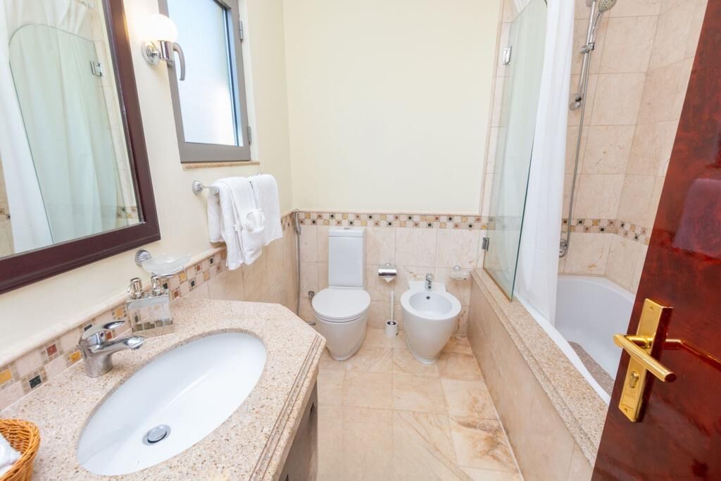 Photo of Bathroom in Palm Jumeirah