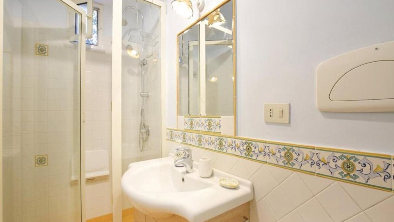 Photo of Bathroom in Termini